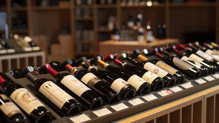 Wein Flaschen Rugen Gnuss-Wält